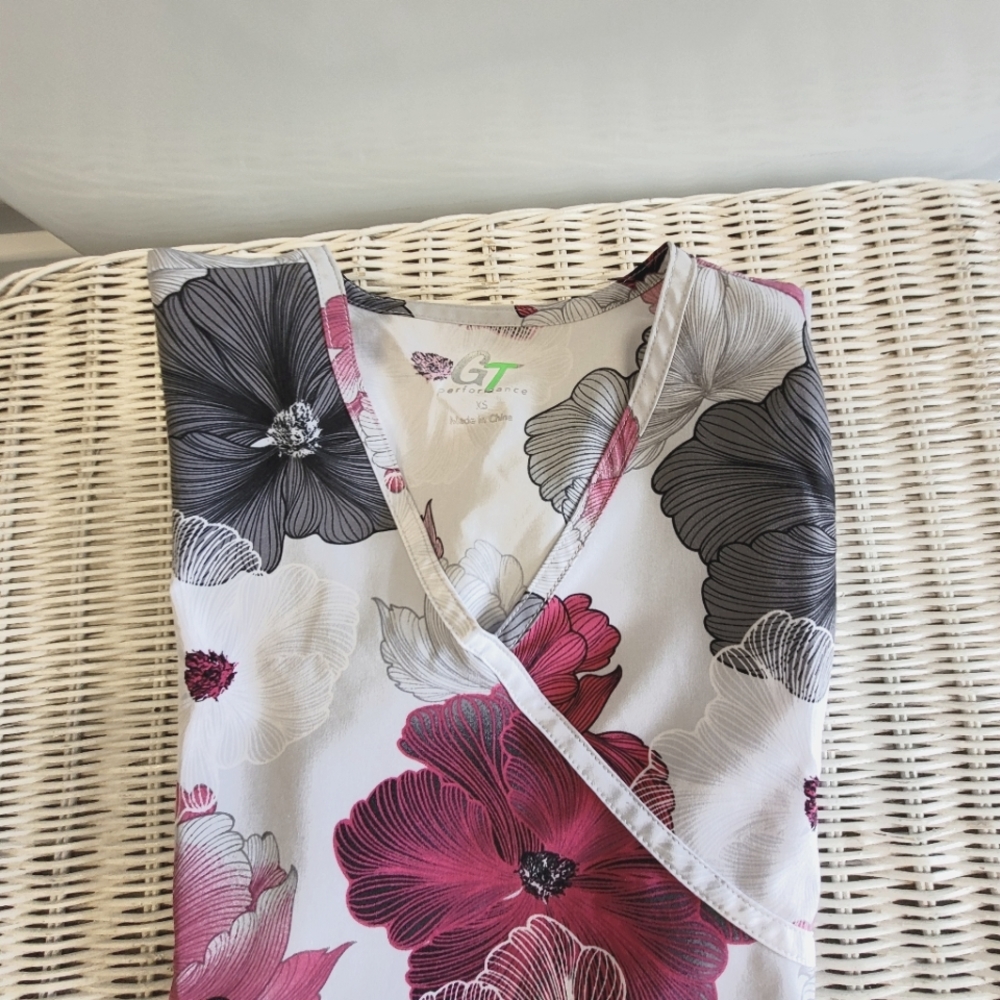 Floral Scrub Top